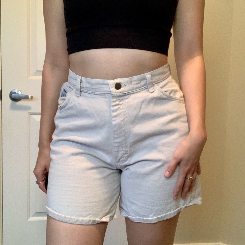 Vintage Beige Wrangler Shorts